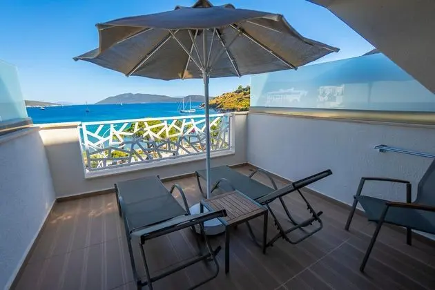 https://images.etstur.com/files/images/hotelImages/TR/54020/l/Azka-Hotel-Oda-352958.jpg
