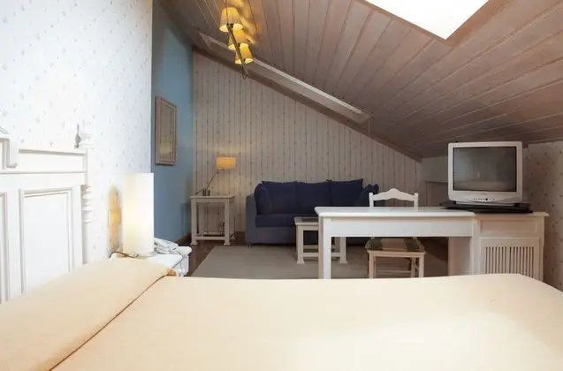 Tek Büyük veya İki Ayrı Yataklı Oda