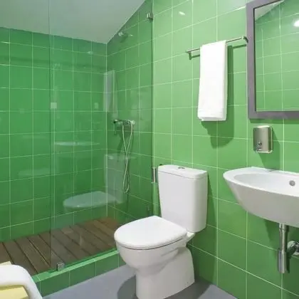 Üç Kişilik Oda, Özel Banyo