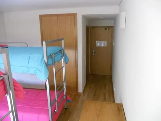 Ortak Ranzalı Oda, Özel Banyo (Female)