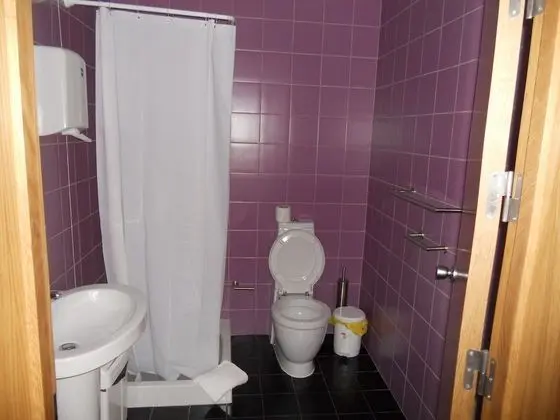 Ortak Ranzalı Oda, Özel Banyo (Female)