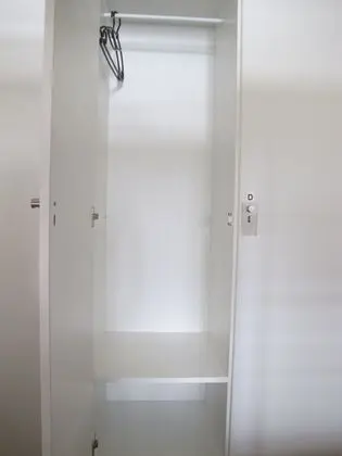 Ortak Ranzalı Oda, Ortak Banyo (Female)