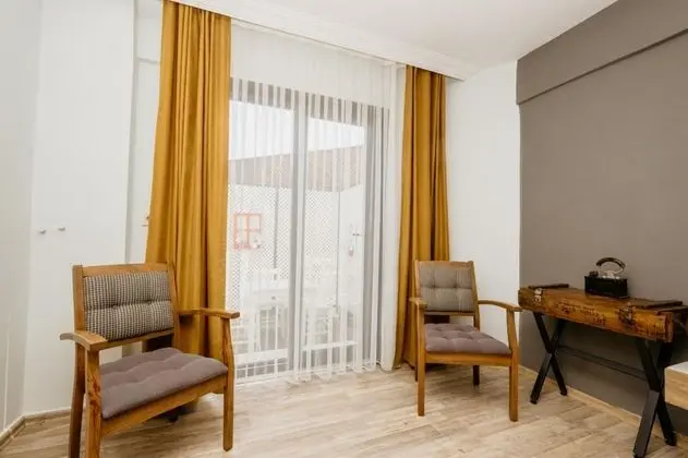 Çift Kişilik, Bahçe Manzaralı, Bahçe Katı