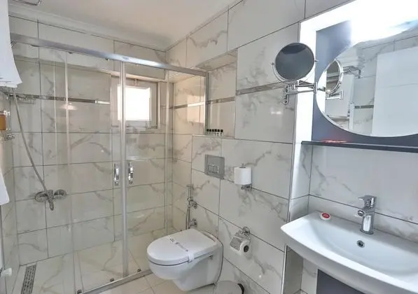 Aile Odası, Şehir Manzaralı