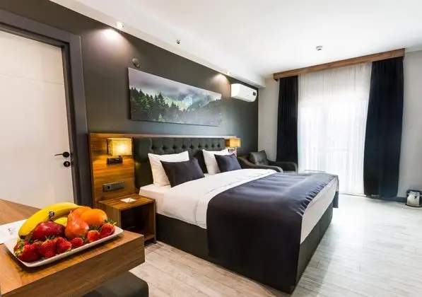 Çift Kişilik, Şehir Manzaralı