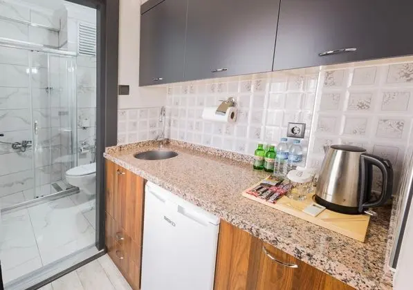 Çift Kişilik, Şehir Manzaralı