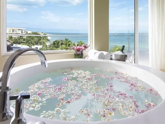 Honeymoon Süit, Okyanusa Sıfır