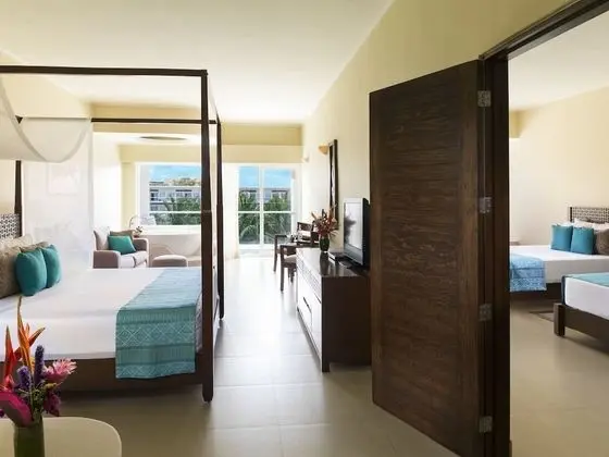 Luxury Süit, Bağlantılı Odalar, Okyanus Manzaralı