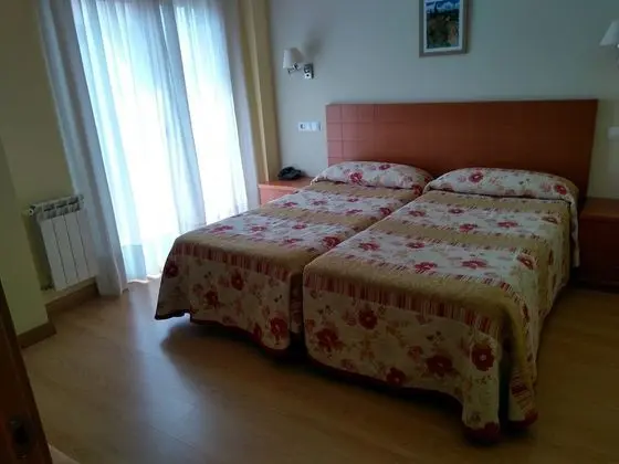 İki Ayrı Yataklı Oda, Balkon, Bahçe Manzaralı