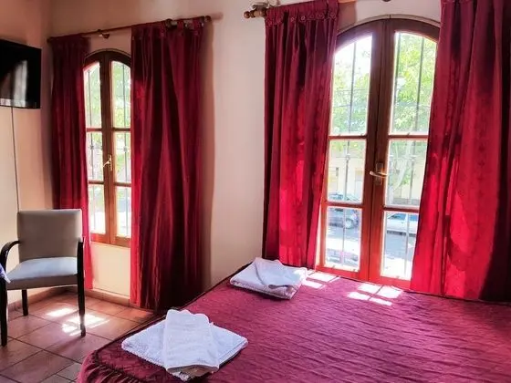 Tek Büyük veya İki Ayrı Yataklı Oda