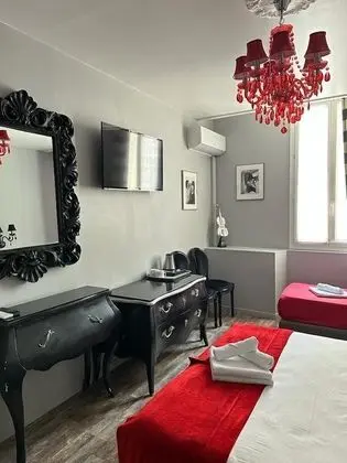 Üç Kişilik Oda