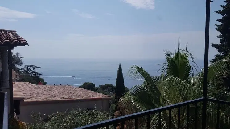 Stüdyo, Deniz Manzaralı