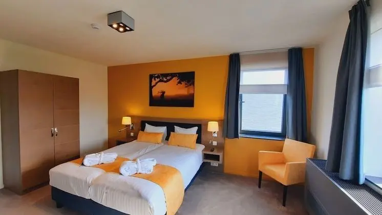 Superior Tek Büyük veya İki Ayrı Yataklı Oda