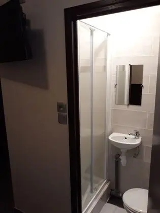 Classic Tek Büyük Yataklı Oda