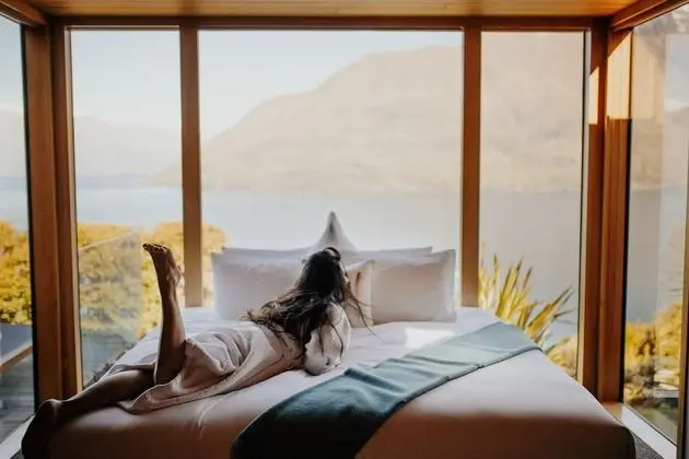 Luxury Tek Büyük Yataklı Oda, 1 Yatak Odası, Sıcak Su Küveti, Göl Manzaralı