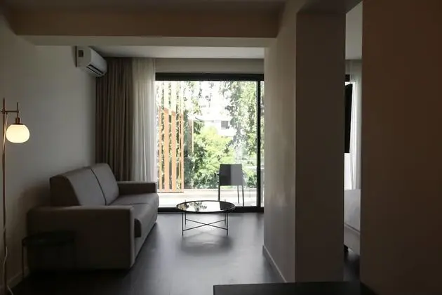 Premium Suite (Top Floor)