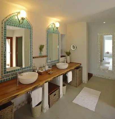 Royal Beach Villas