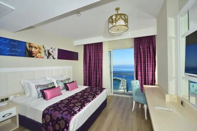 https://imagessl.etstur.com/files/images/hotelImages/test/TR/50048/l/_AO10226.JPG