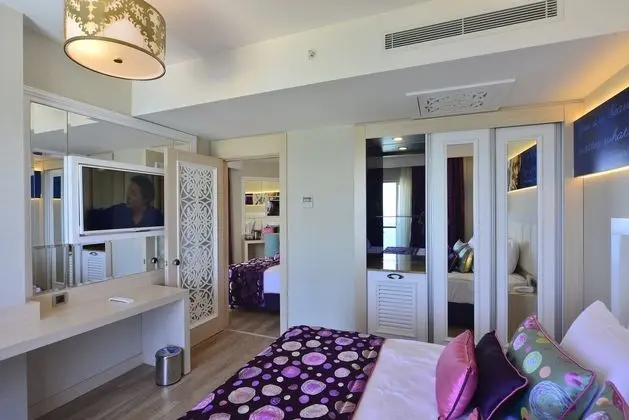 https://imagessl.etstur.com/files/images/hotelImages/TR/50048/l/Azura-Deluxe-Resort---Spa-Oda-134639.jpg