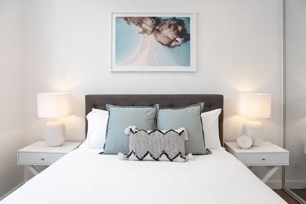 1 Bedroom Apartment With Parking