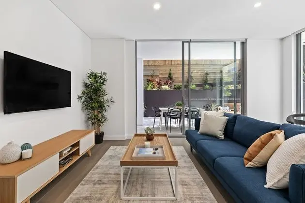 1 Bedroom Apartment With Parking