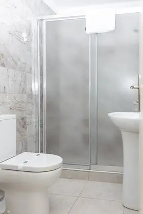 Teras Standard Oda Deniz Manzaralı ( French Bed )