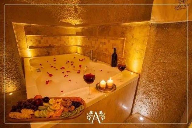 Exclusive Mağara Suite, Vadi Manzaralı, Jakuzili ve Balkonlu