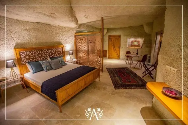 Royal Mağara Suite,    , Jakuzili ve Türk Hamamlı
