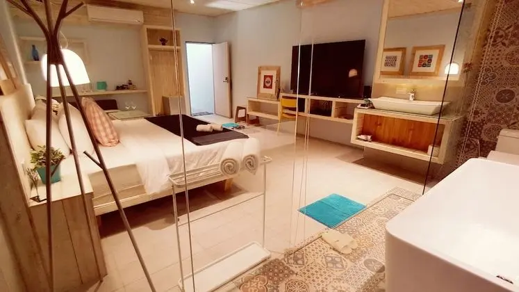 Basic Tek Büyük Yataklı Oda