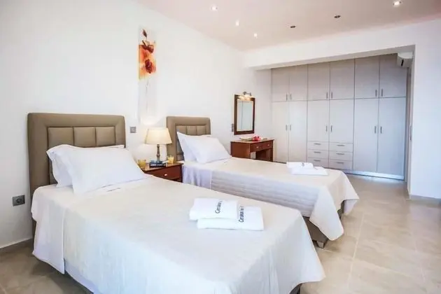 Villa, 3 Yatak Odası, Kişiye Özel Havuzlu, Deniz Manzaralı