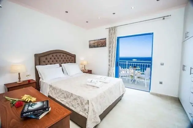 Villa, 3 Yatak Odası, Kişiye Özel Havuzlu, Deniz Manzaralı