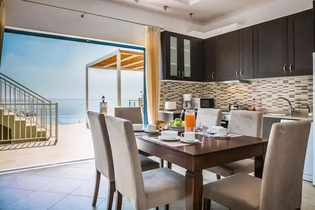Villa, 3 Yatak Odası, Kişiye Özel Havuzlu, Deniz Manzaralı