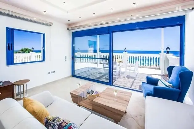 Villa, 3 Yatak Odası, Kişiye Özel Havuzlu, Deniz Manzaralı
