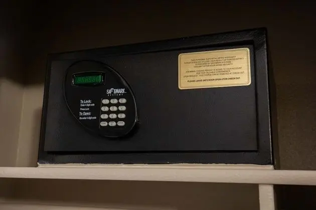 Oda, 1 En Büyük (King) Boy Yatak, Sigara İçilmez