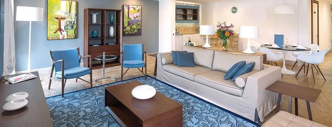 https://imagessl.etstur.com/files/images/hotelImages/TR/50495/l/Azure-Villas-By-Cornelia-Diamond-Oda-31955.jpg