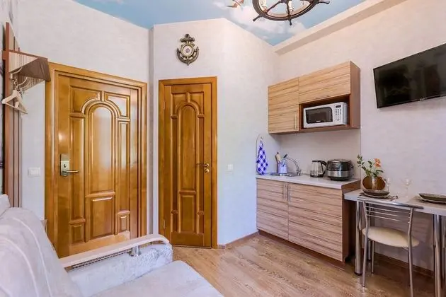 Büyük Yataklı Tek Kişilik Oda