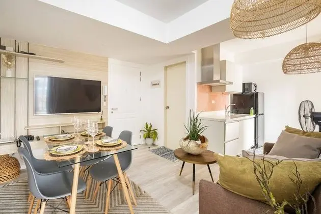 Sabrina'sCrib Apartment by Azure Residences 2 Bedrooms