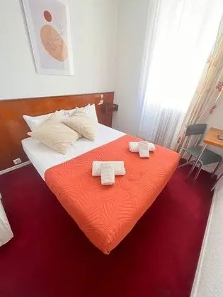 Tek Büyük Yataklı Oda