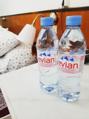 Üç Kişilik Oda