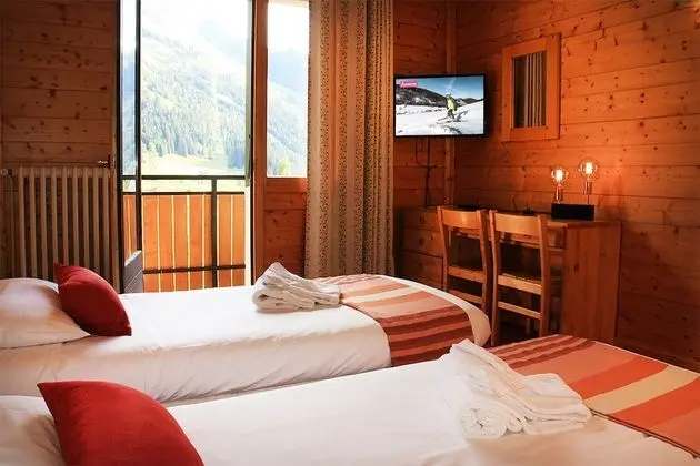 İki Ayrı Yataklı Oda, 2 Tek Kişilik Yatak