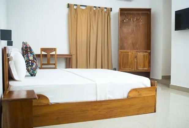 Comfort Tek Büyük Yataklı Oda