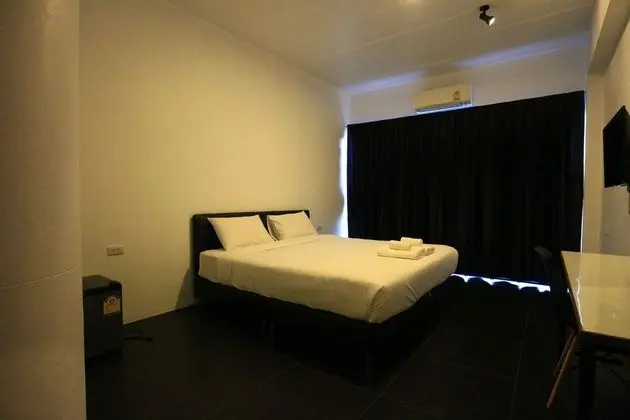 King Size with Balcony