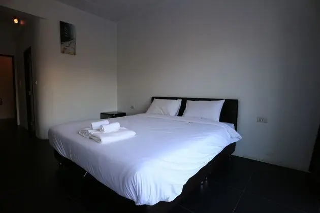 King Size with Balcony