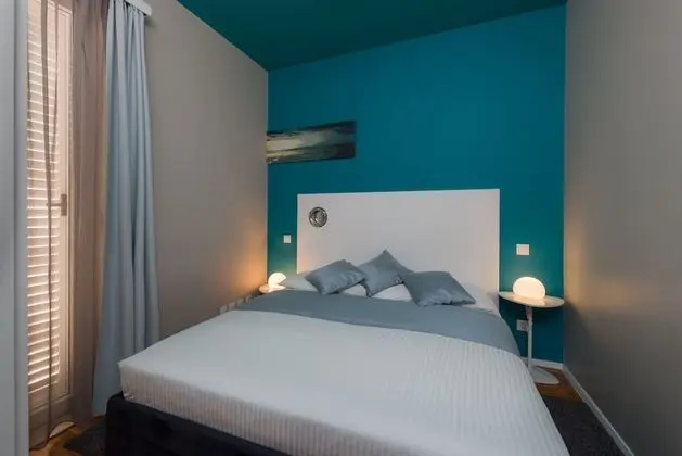 Superior Apart Daire, 2 Yatak Odası, Deniz Manzaralı, Denize Bakan