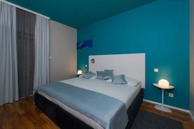 Superior Apart Daire, 2 Yatak Odası, Deniz Manzaralı, Denize Bakan