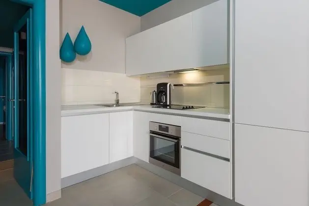 Superior Apart Daire, 2 Yatak Odası, Deniz Manzaralı, Denize Bakan