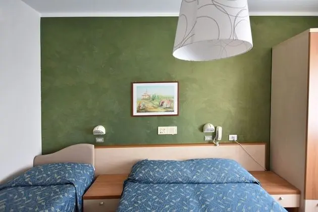 Dört Kişilik Oda