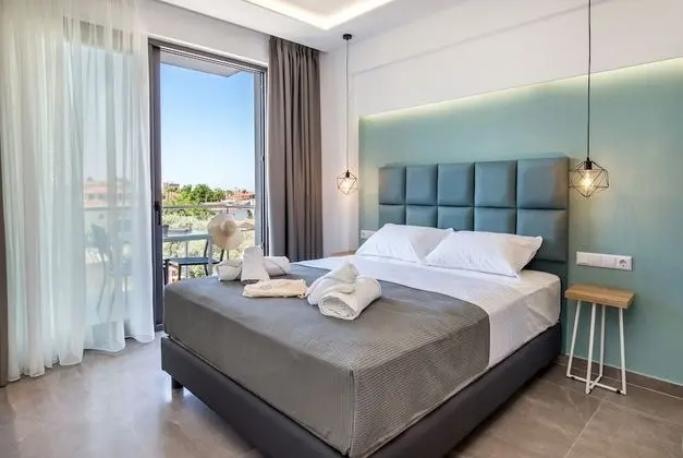 Deluxe Tek Büyük Yataklı Oda (1st Floor)