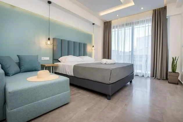 Deluxe Üç Kişilik Oda (Ground Floor)