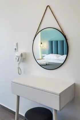 Deluxe Üç Kişilik Oda (Ground Floor)